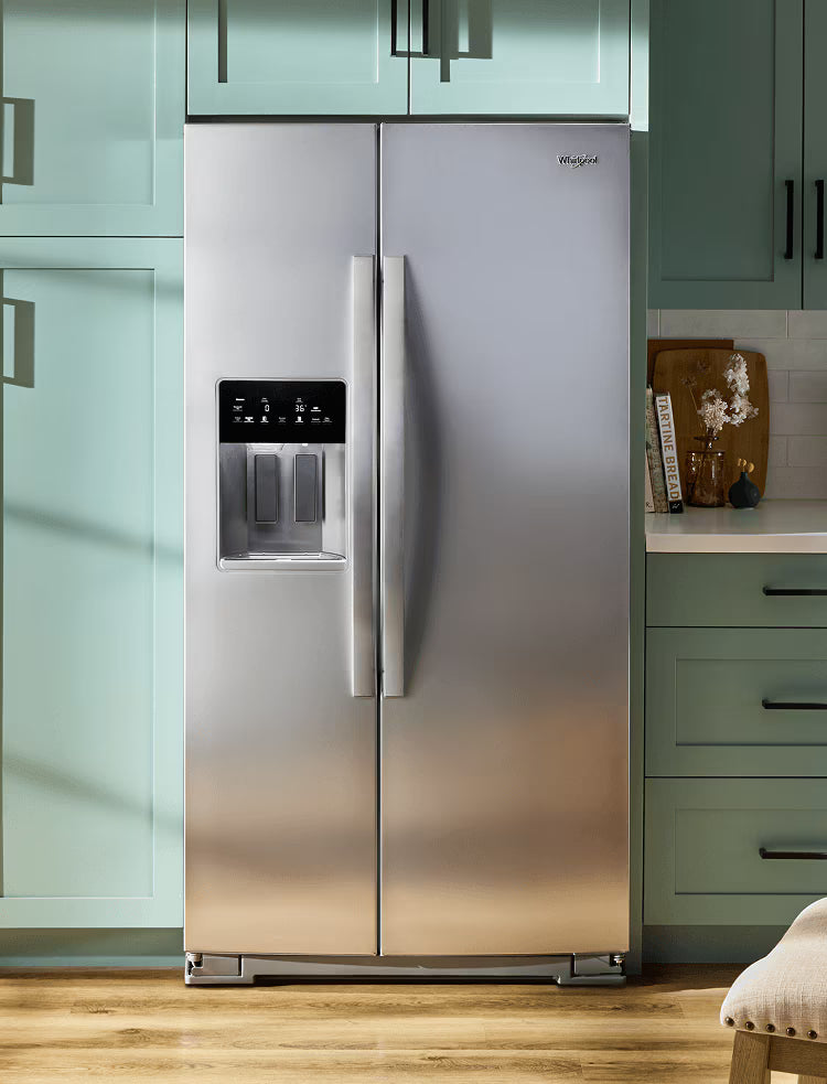 REFRIGRATOR
